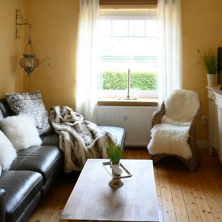 Altes Zollhaus Casa Sandstrand * Scharbeutz